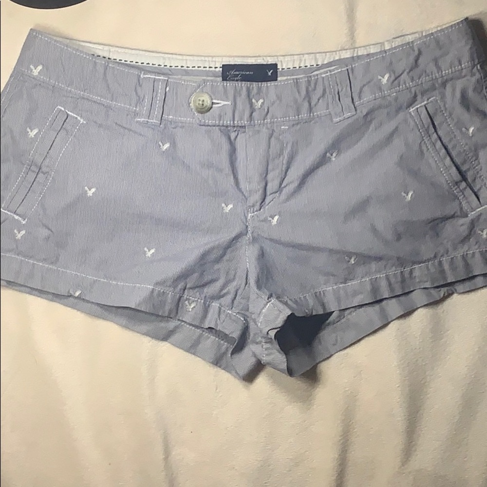 American Eagle flat pocket shorts